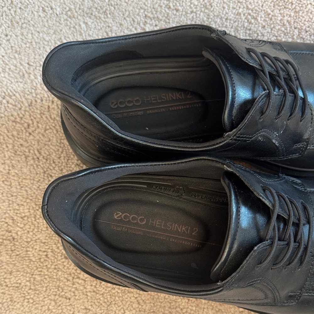 Ecco Black Leather Men's Oxfords - Picture 2 of 5
